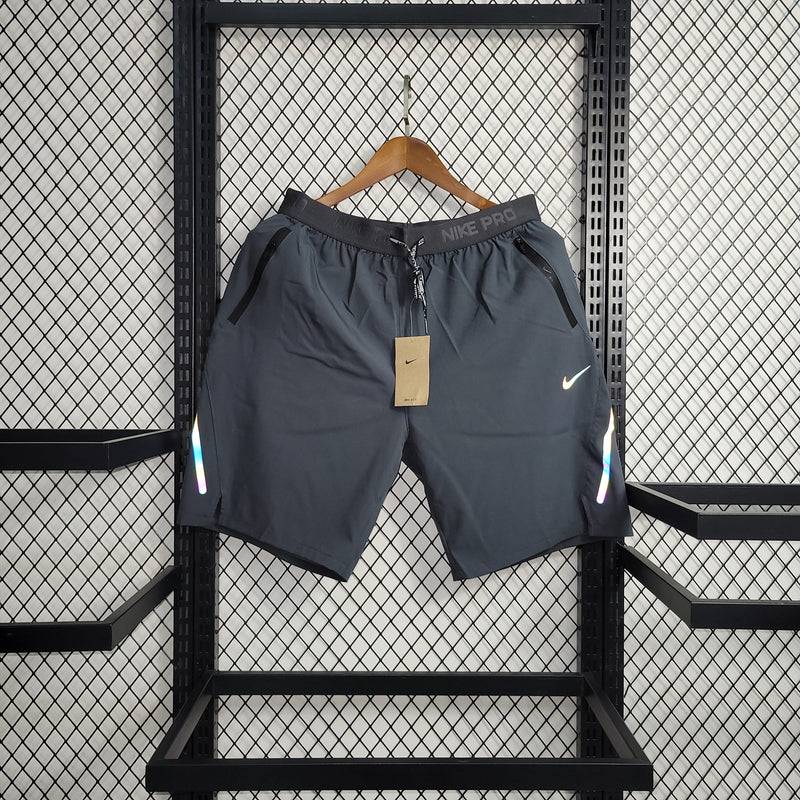 SHORTS NIKE