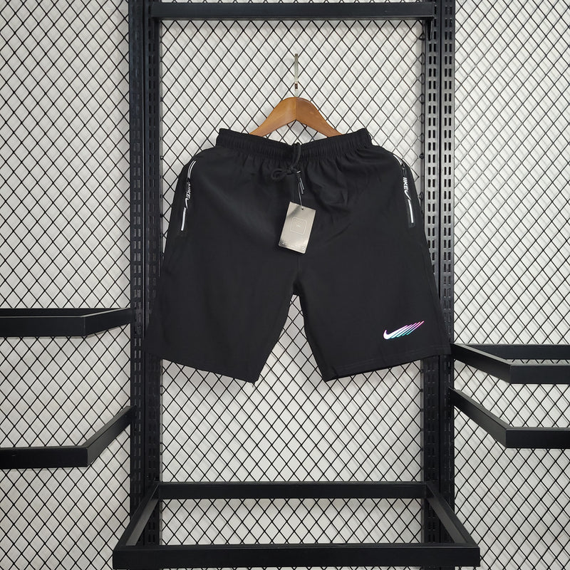 SHORTS NIKE